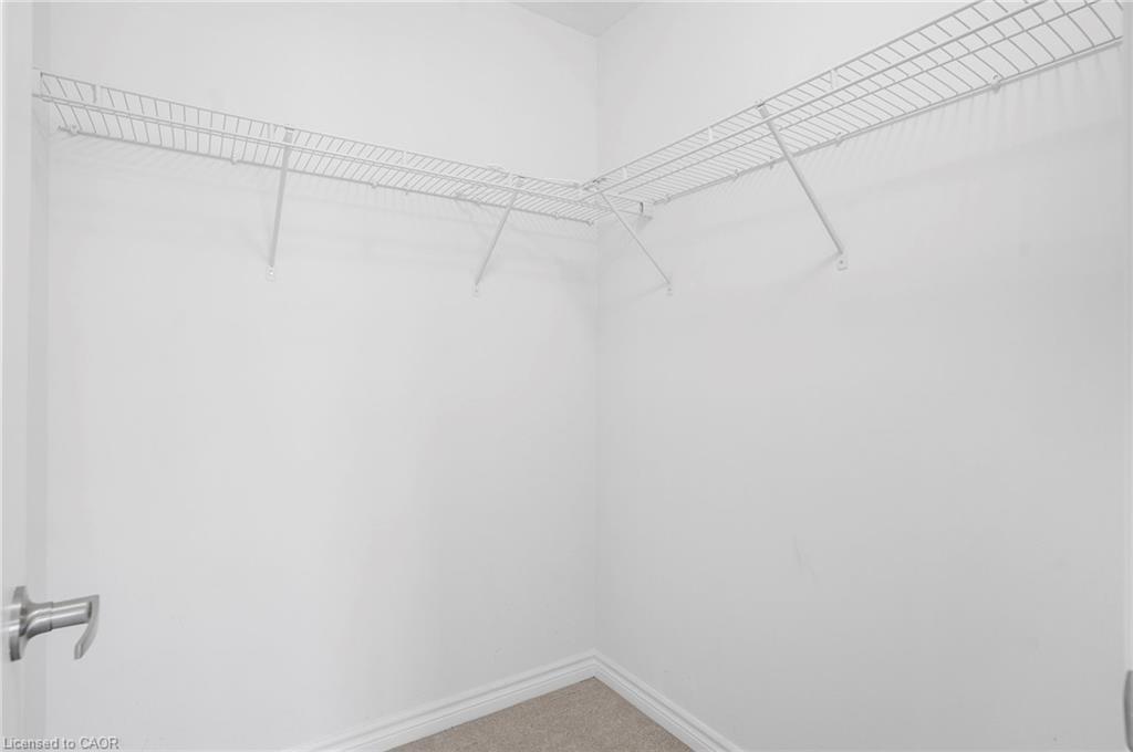 251 Palace Street, Thorold, ON - Indoor With Storage