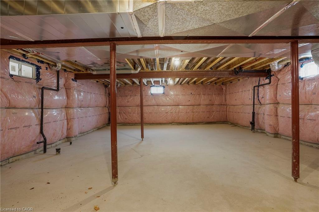 251 Palace Street, Thorold, ON - Indoor Photo Showing Basement