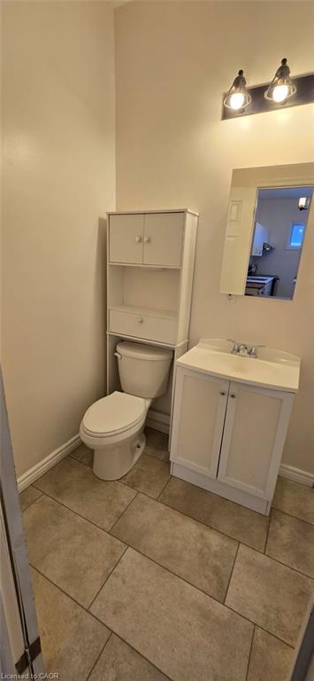 183 Ottawa Street S, Kitchener, ON - Indoor Photo Showing Bathroom