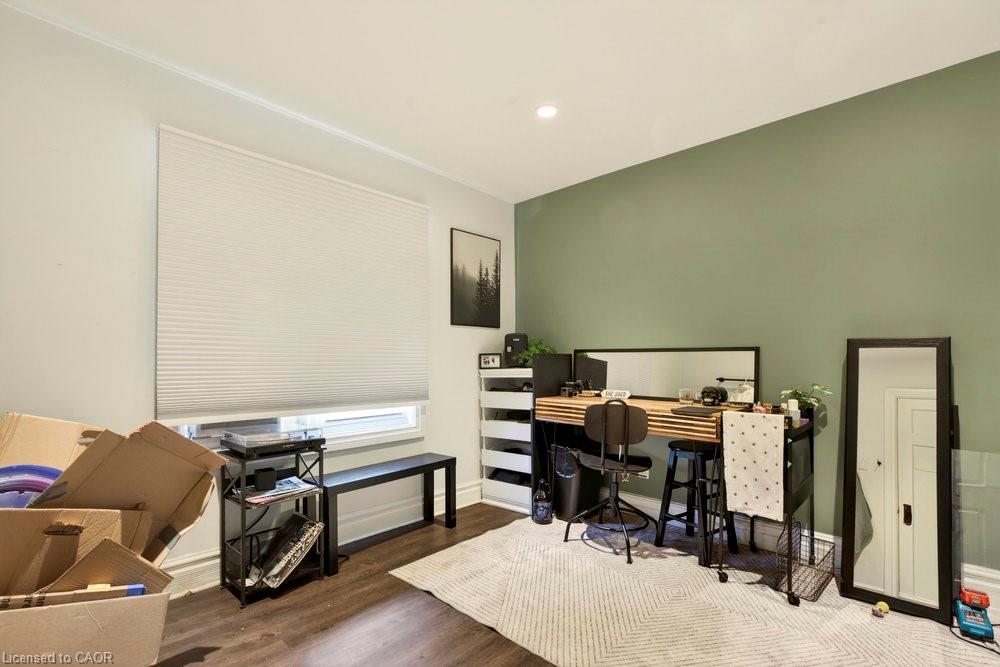 224 Balmoral Avenue N, Hamilton, ON - Indoor