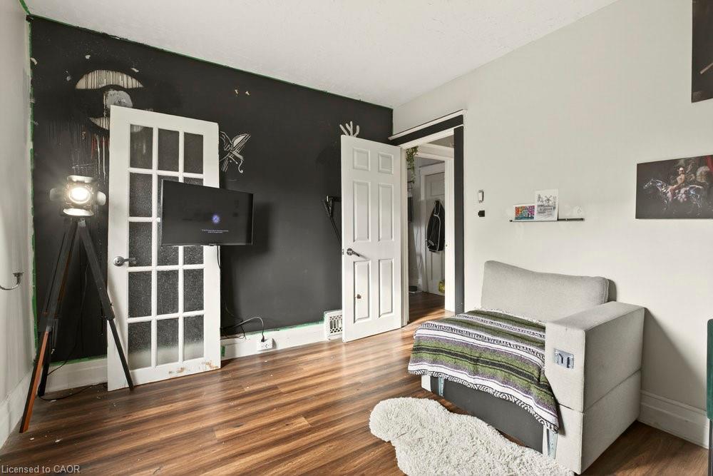 224 Balmoral Avenue N, Hamilton, ON - Indoor