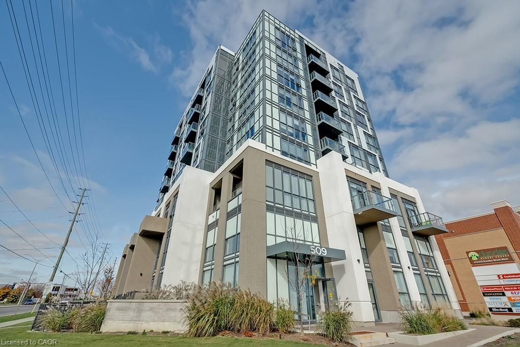 415-509 Dundas Street W, Oakville, ON - Outdoor With Balcony