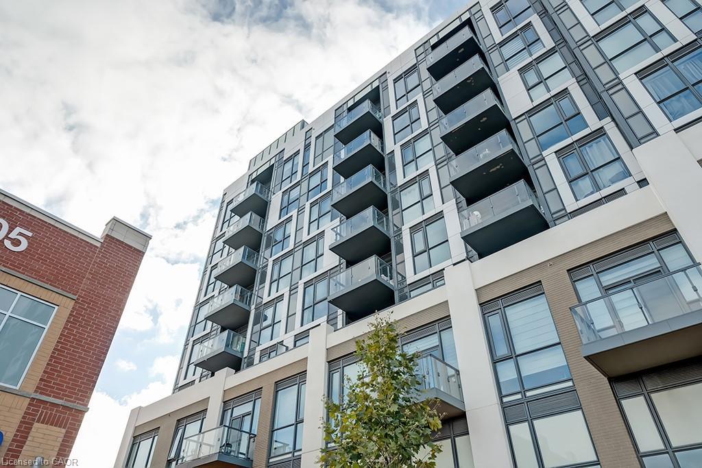 415-509 Dundas Street W, Oakville, ON - Outdoor With Balcony