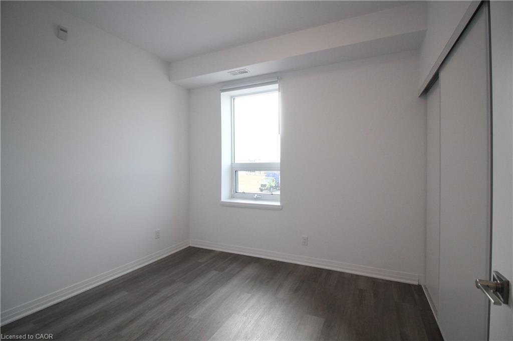 213-5 Hamilton Street N, Waterdown, ON - Indoor Photo Showing Other Room