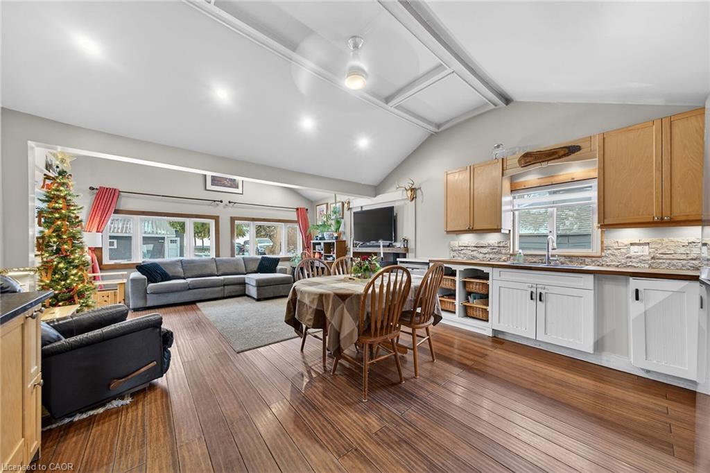 1457 Lakeshore Road, Selkirk, ON - Indoor