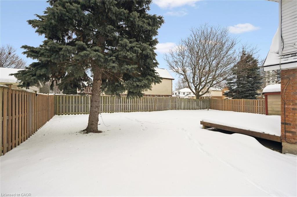 107 Foxridge Drive, Cambridge, ON - Outdoor