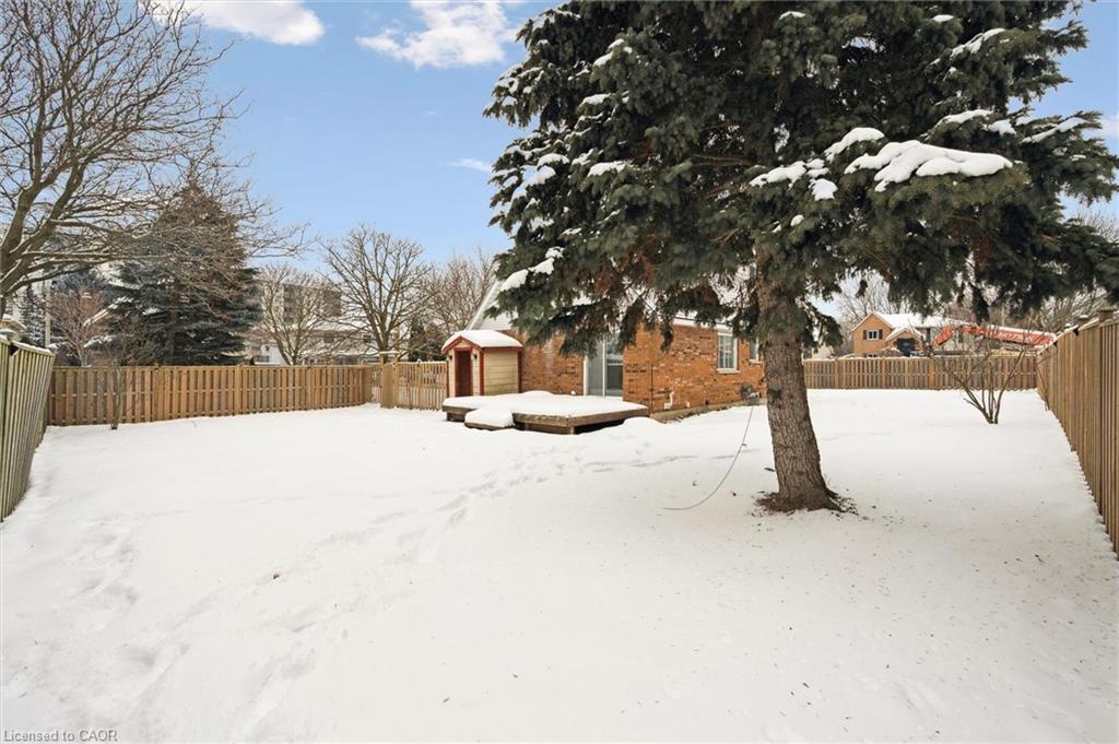 107 Foxridge Drive, Cambridge, ON - Outdoor