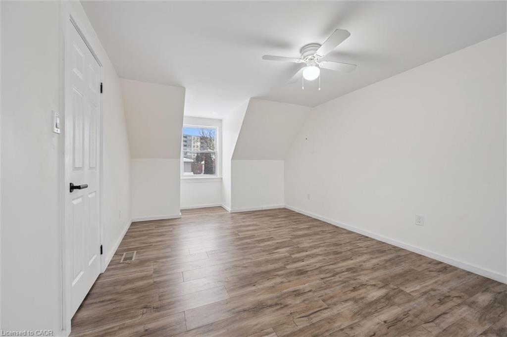 107 Foxridge Drive, Cambridge, ON - Indoor Photo Showing Other Room