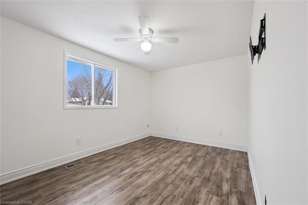 107 Foxridge Drive, Cambridge, ON - Indoor Photo Showing Other Room