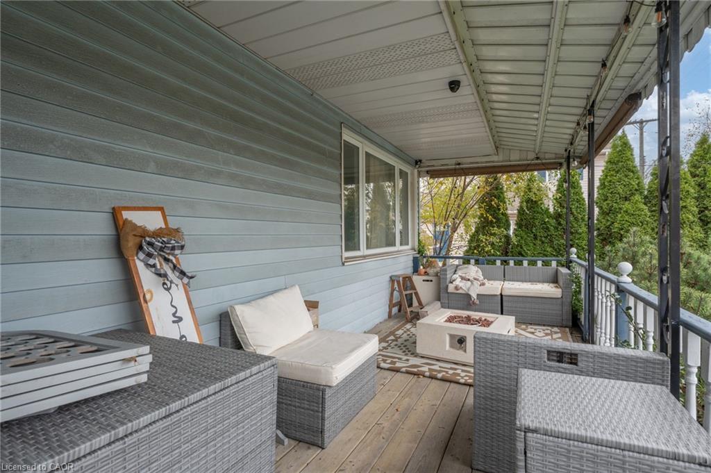 99 East 36Th Street, Hamilton, ON - Outdoor With Deck Patio Veranda With Exterior