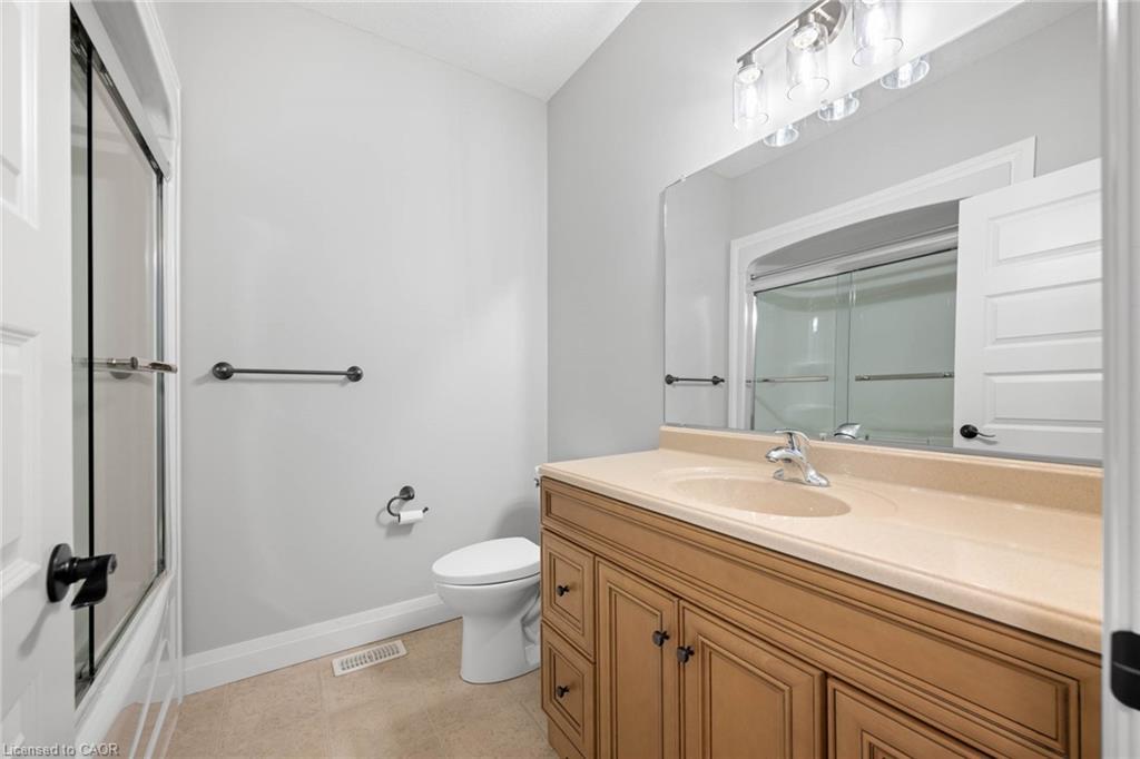 159 Gerber Meadows Drive, Wellesley, ON - Indoor Photo Showing Bathroom