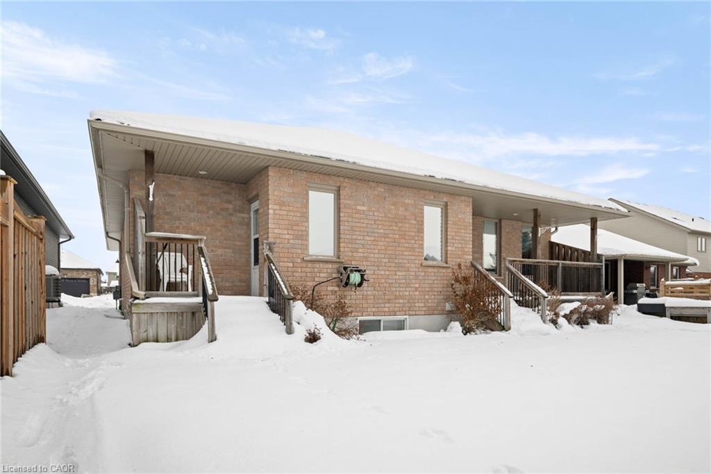 159 Gerber Meadows Drive, Wellesley, ON - Outdoor