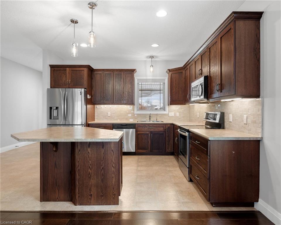 159 Gerber Meadows Drive, Wellesley, ON - Indoor Photo Showing Kitchen With Upgraded Kitchen