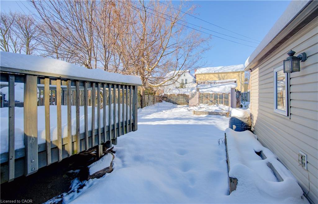 88 Wellington Street N, Kitchener, ON - Outdoor