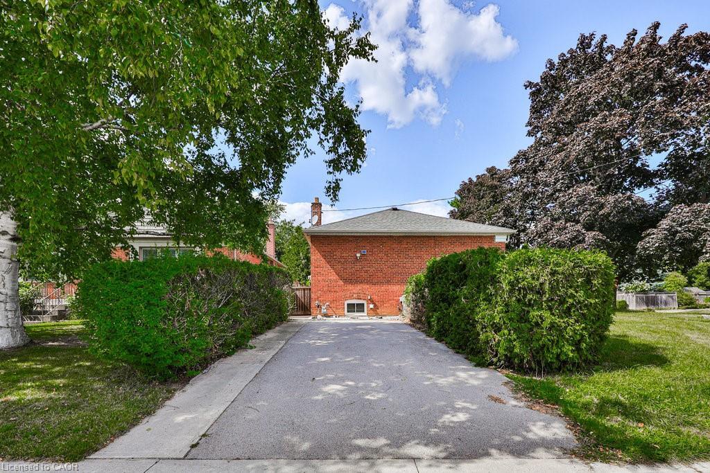 Lower-602 Drury Lane, Burlington, ON - Outdoor