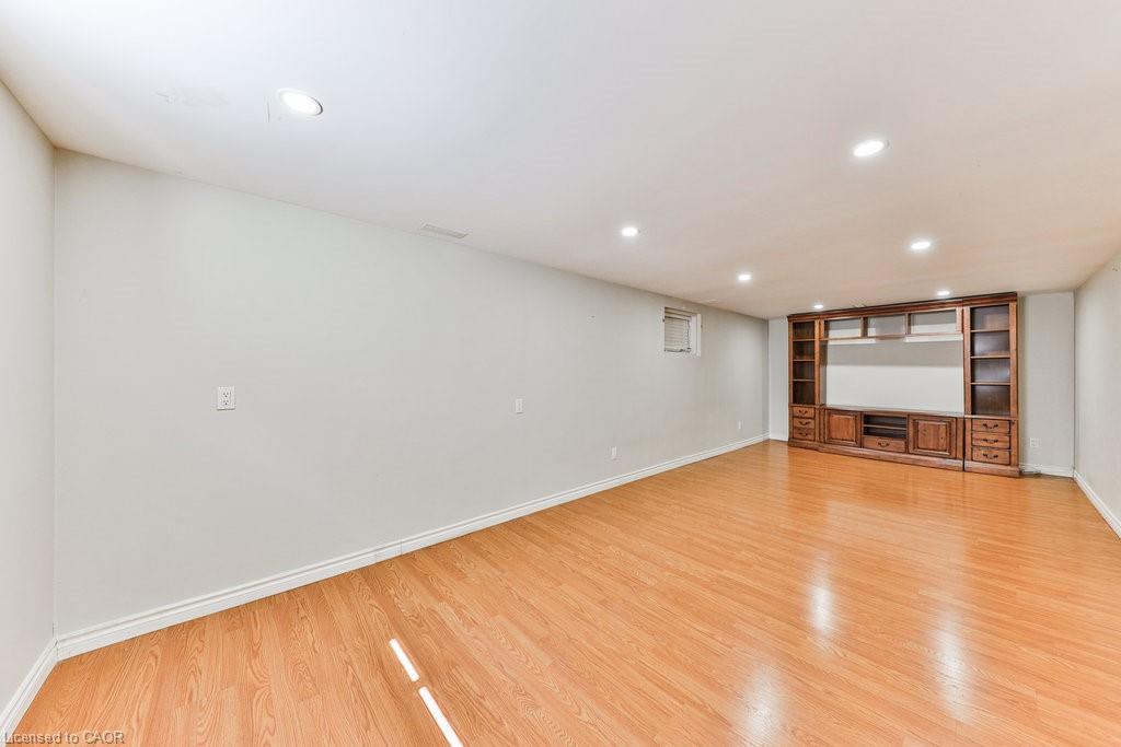 Lower-602 Drury Lane, Burlington, ON - Indoor