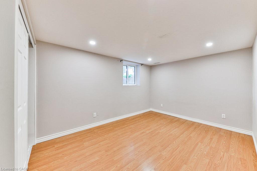 Lower-602 Drury Lane, Burlington, ON - Indoor