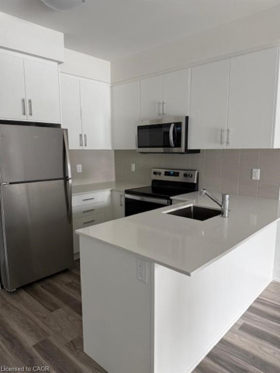 309-1100 Lackner Place, Kitchener, ON - Indoor Photo Showing Kitchen With Stainless Steel Kitchen With Upgraded Kitchen