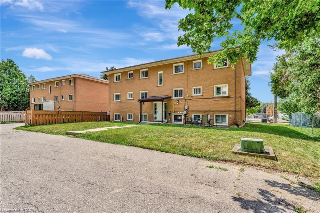 2-362 Grey Street, Brantford, ON - Outdoor With Exterior