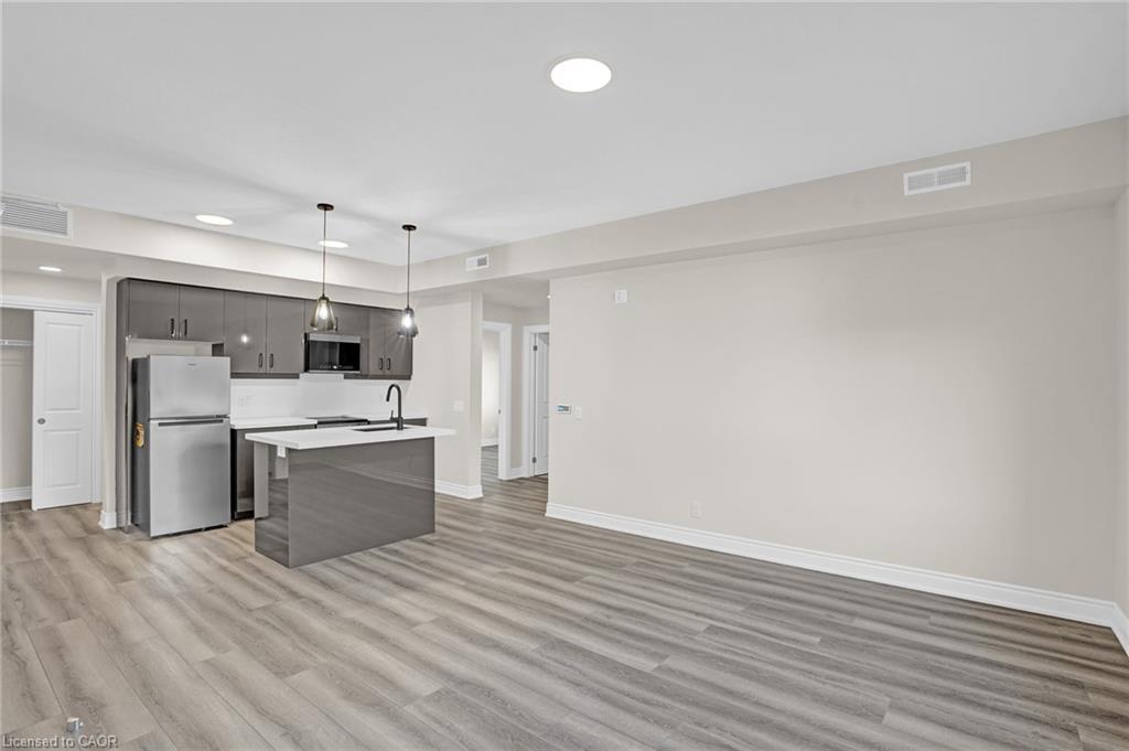 2D-261 King Street E, Hamilton, ON - Indoor Photo Showing Kitchen