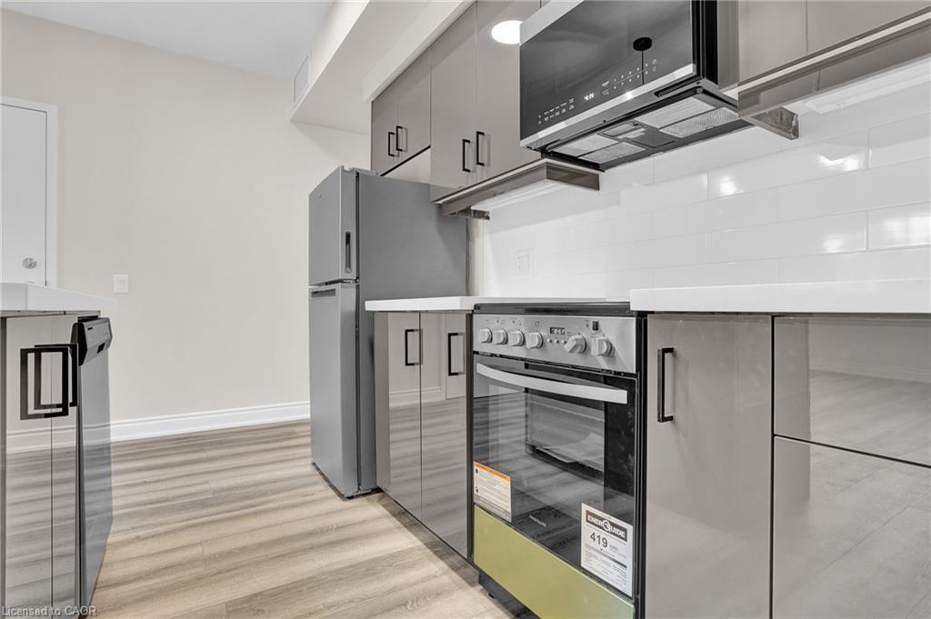 2D-261 King Street E, Hamilton, ON - Indoor Photo Showing Kitchen