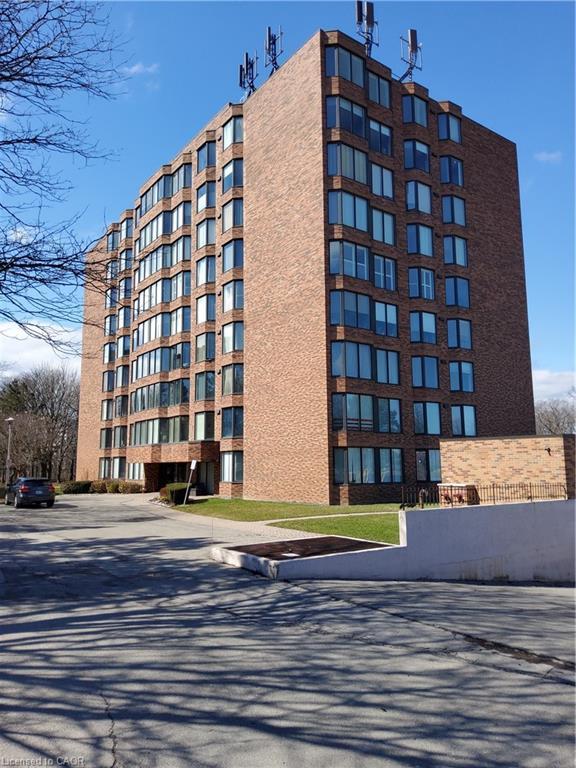 401-180 Limeridge Road W, Hamilton, ON - Outdoor With Facade