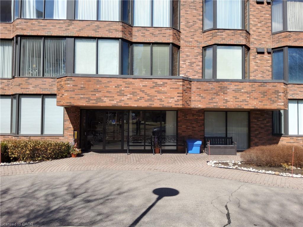 401-180 Limeridge Road W, Hamilton, ON - Outdoor