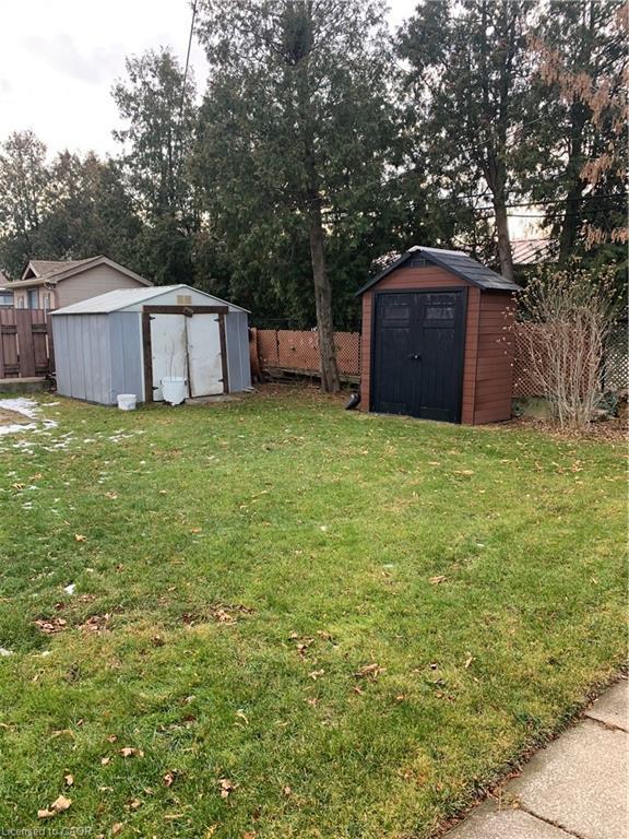 Lower-72 Southmeadow Crescent, Stoney Creek, ON - Outdoor With Backyard