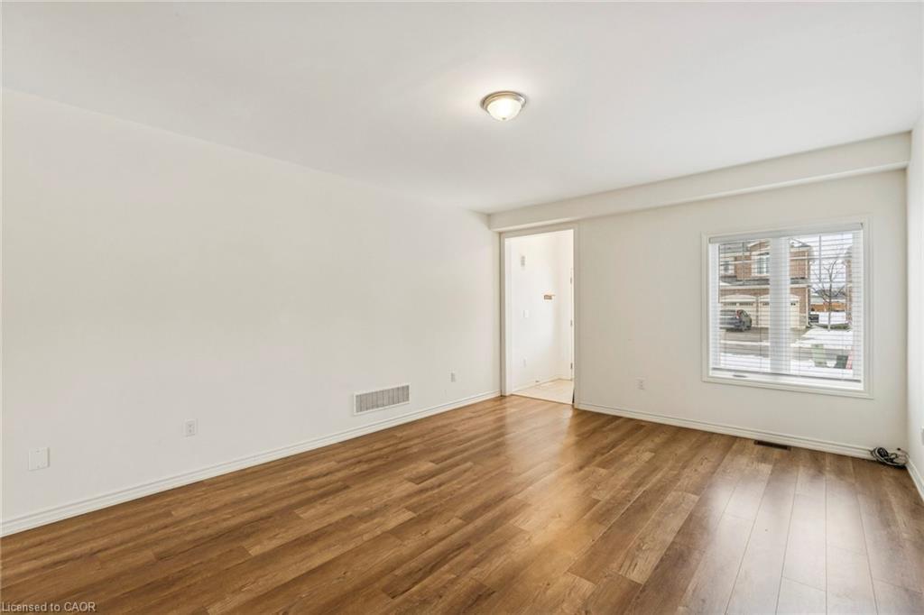 1226 Plato Drive, Fort Erie, ON - Indoor Photo Showing Other Room