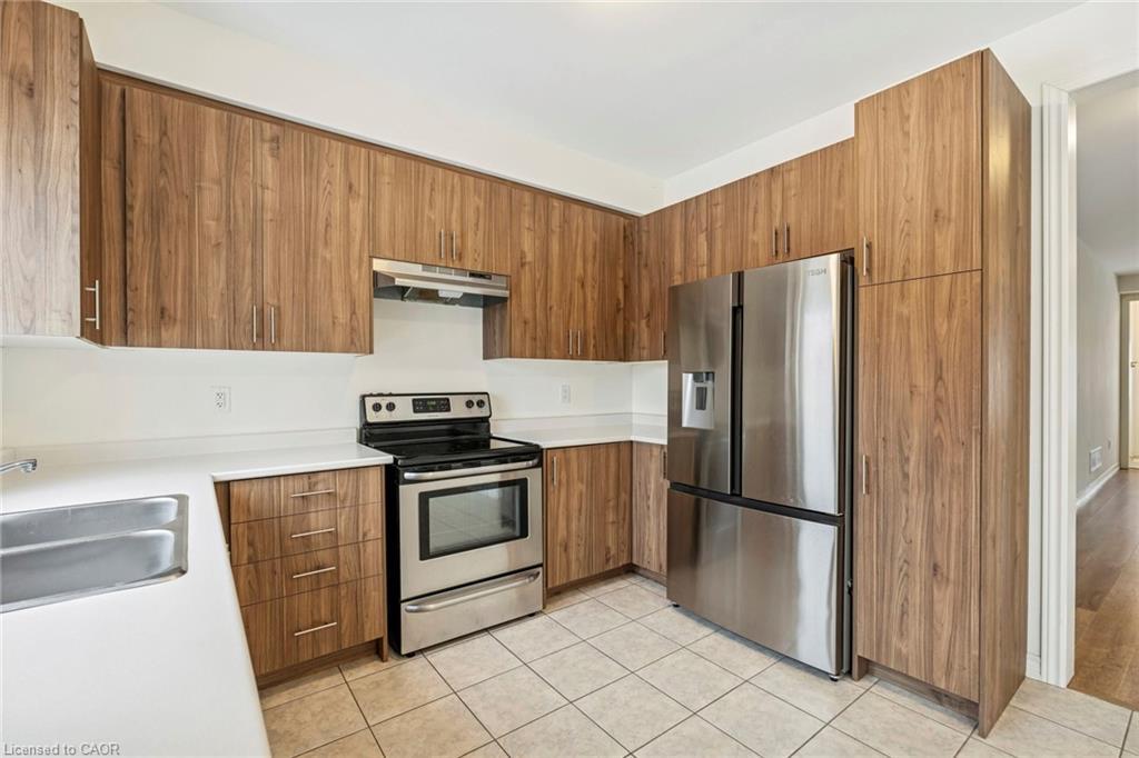 1226 Plato Drive, Fort Erie, ON - Indoor Photo Showing Kitchen With Stainless Steel Kitchen With Double Sink