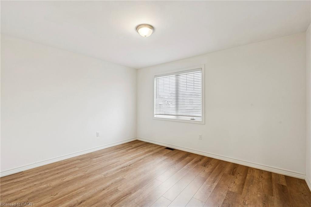 1226 Plato Drive, Fort Erie, ON - Indoor Photo Showing Other Room