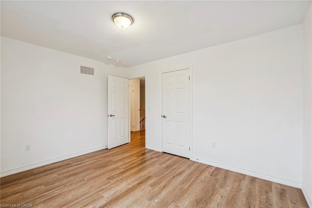 1226 Plato Drive, Fort Erie, ON - Indoor Photo Showing Other Room