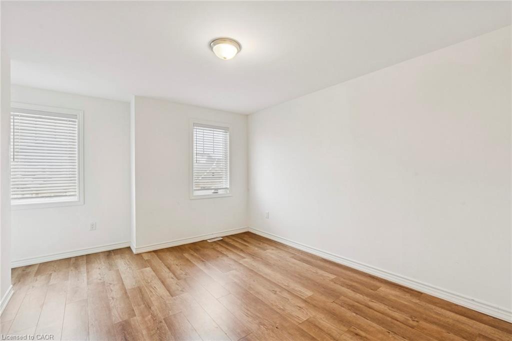 1226 Plato Drive, Fort Erie, ON - Indoor Photo Showing Other Room