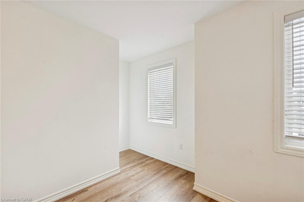 1226 Plato Drive, Fort Erie, ON - Indoor Photo Showing Other Room