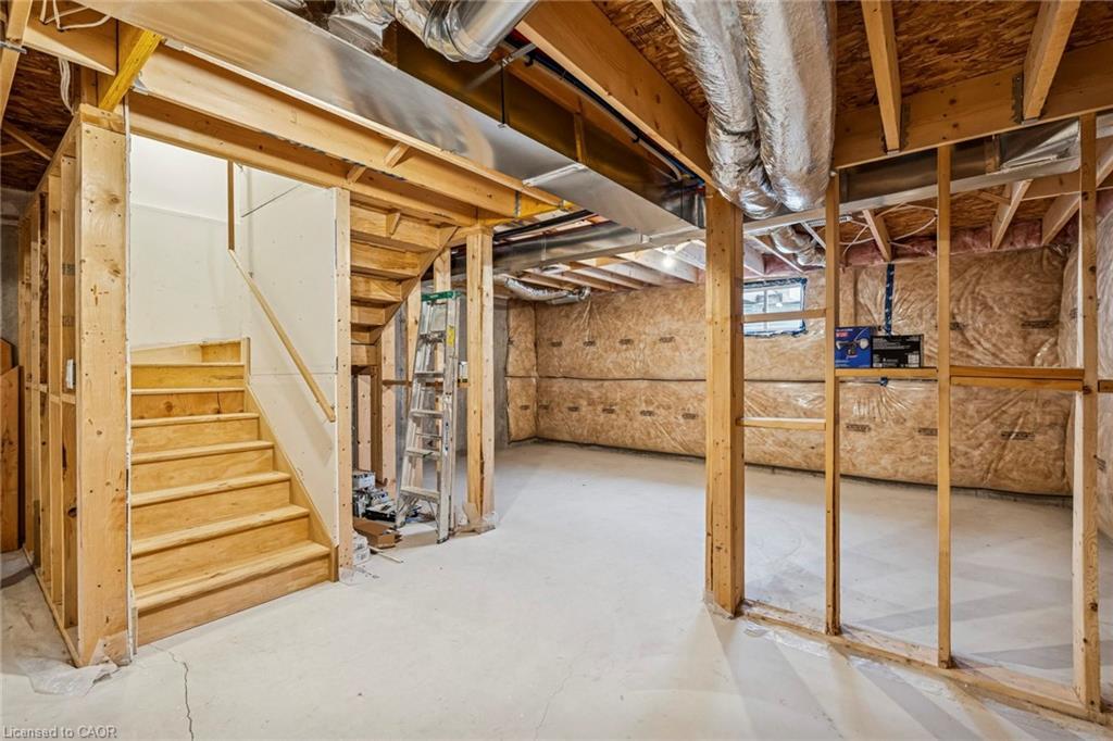 1226 Plato Drive, Fort Erie, ON - Indoor Photo Showing Basement