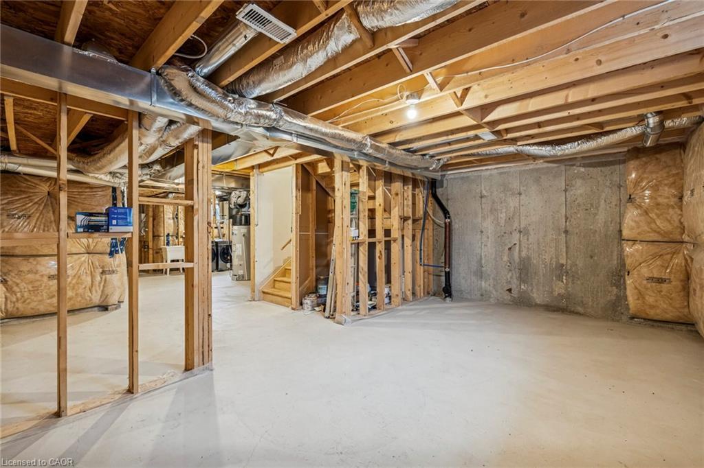 1226 Plato Drive, Fort Erie, ON - Indoor Photo Showing Basement