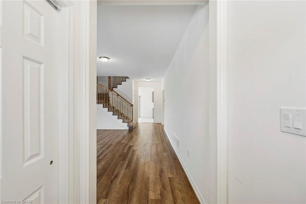 1226 Plato Drive, Fort Erie, ON - Indoor Photo Showing Other Room