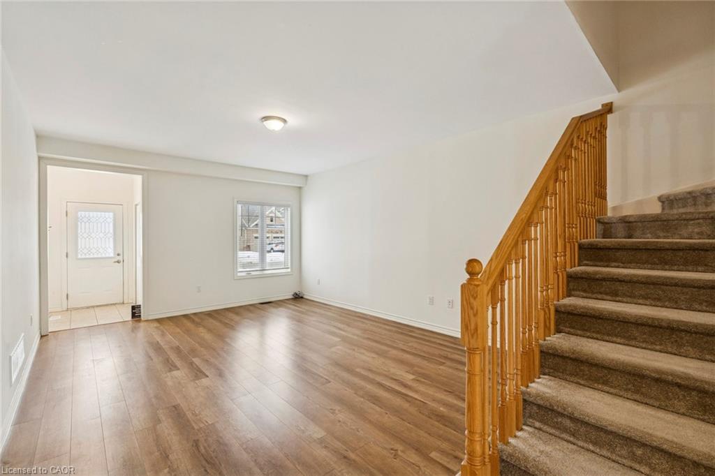 1226 Plato Drive, Fort Erie, ON - Indoor Photo Showing Other Room