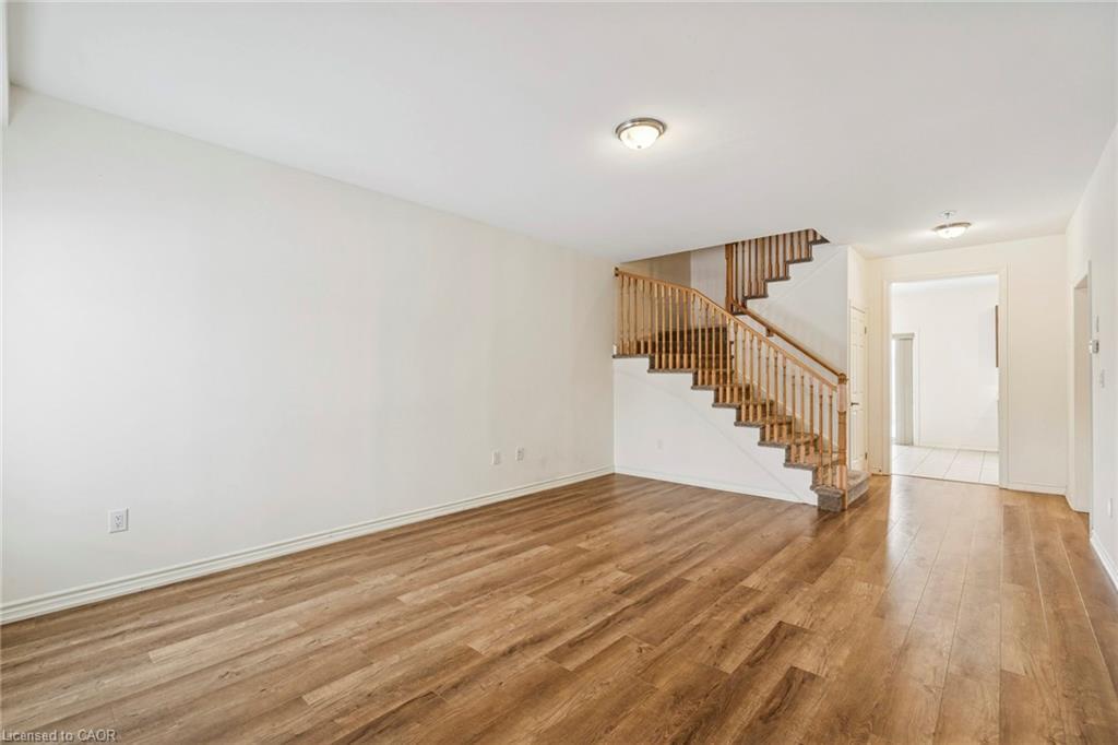 1226 Plato Drive, Fort Erie, ON - Indoor Photo Showing Other Room