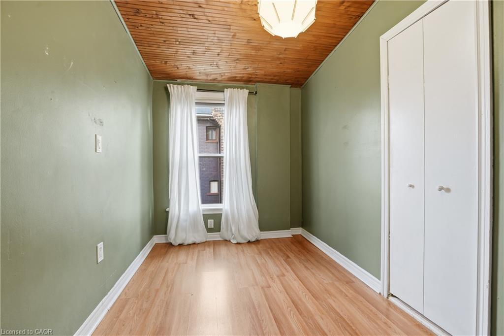 313 Mary Street, Hamilton, ON - Indoor Photo Showing Other Room