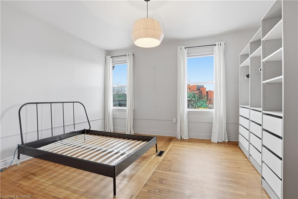 313 Mary Street, Hamilton, ON - Indoor Photo Showing Other Room