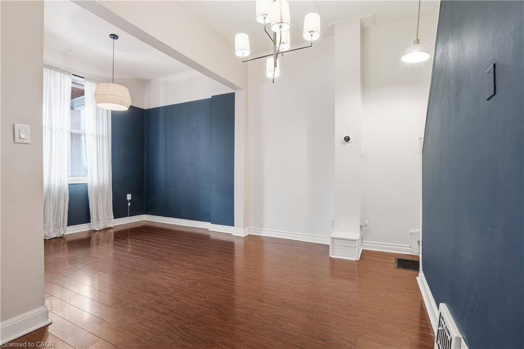 313 Mary Street, Hamilton, ON - Indoor Photo Showing Other Room