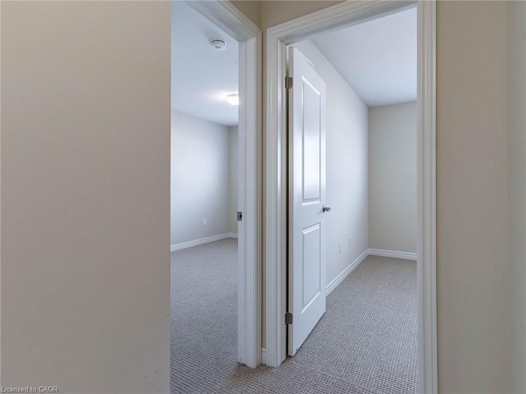 120 Sycamore Street, Welland, ON - Indoor Photo Showing Other Room