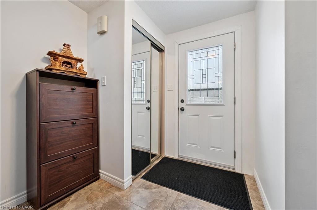 23 Tamvale Crescent, Kitchener, ON - Indoor Photo Showing Other Room