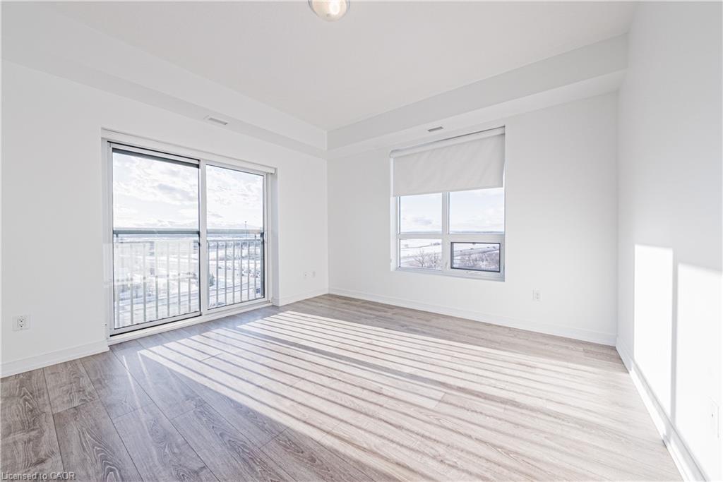 706-2486 Old Bronte Road, Oakville, ON - Indoor Photo Showing Other Room