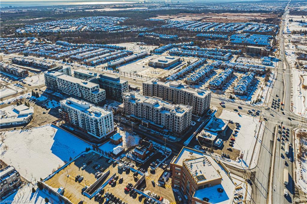 706-2486 Old Bronte Road, Oakville, ON - Outdoor With View