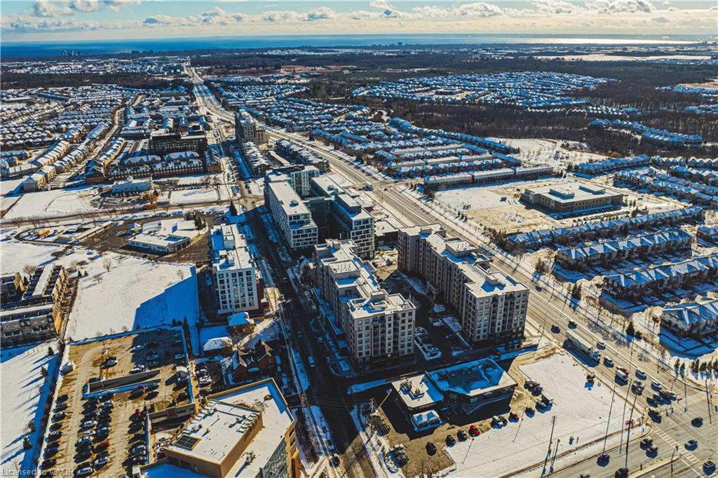 706-2486 Old Bronte Road, Oakville, ON - Outdoor With View