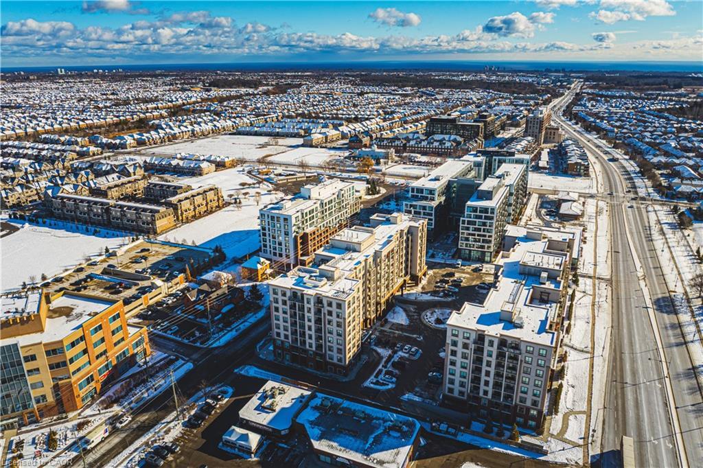 706-2486 Old Bronte Road, Oakville, ON - Outdoor With View