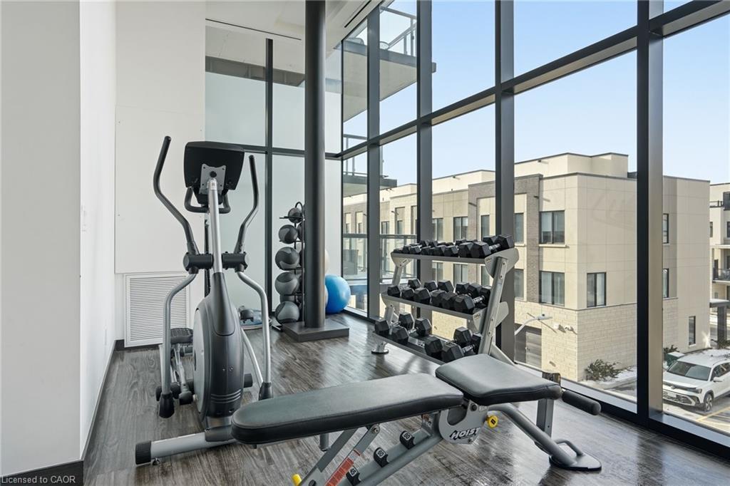 A508-1117 Cooke Boulevard, Burlington, ON - Indoor Photo Showing Gym Room