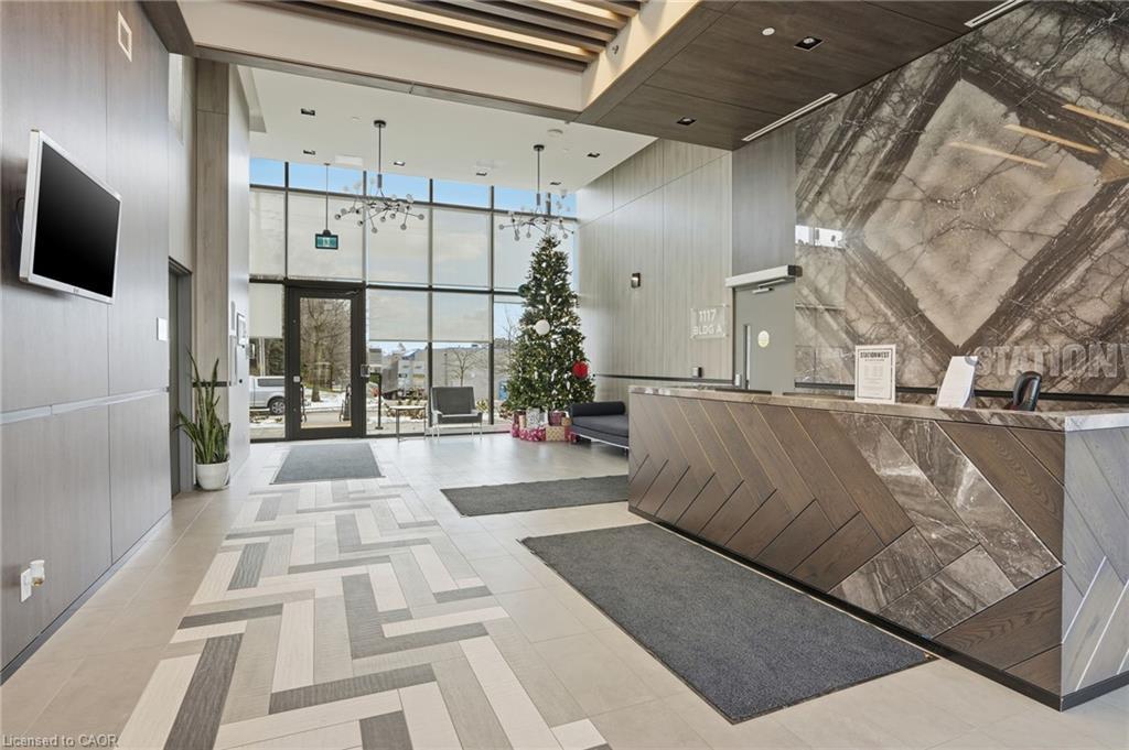 A508-1117 Cooke Boulevard, Burlington, ON - Indoor Photo Showing Other Room